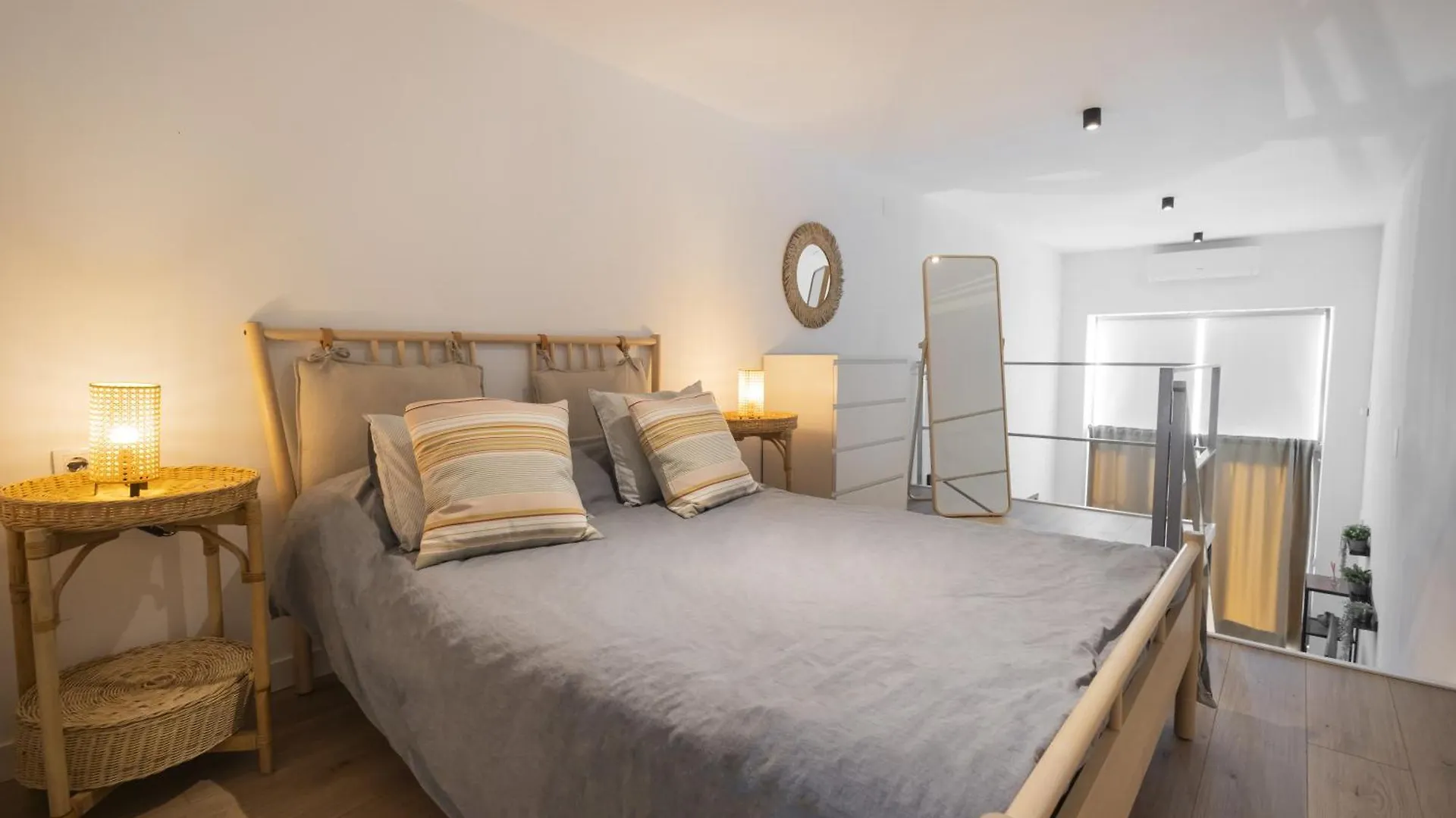 Rentalsevilla Alejo Fernandez II location